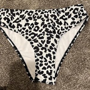 New with liner-swim bottoms
